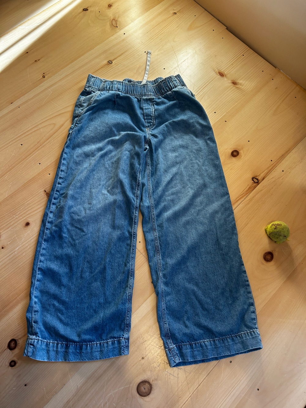 GAP women’s wide leg Blue Denim Jeans size Medium